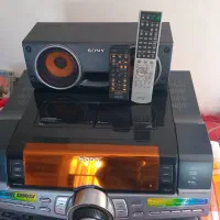ضبط غول سونی ZUx10 درحدصفر