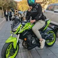 موتور کیوجی 300 srk جفت سیلندر در حد صفر کم کارکرد