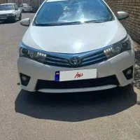 فروش فوری تویوتا کرولا ۲۰۱۵