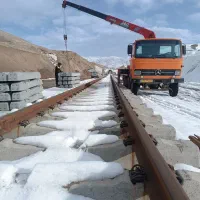 جرثقیل درخدمات علی