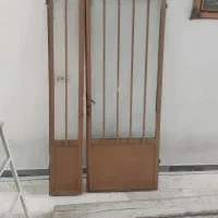 درب آهنی دو لنگه با چهار چوب و کلید باغ و انباری