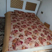 تخت همراه خوش خواب وروتختی