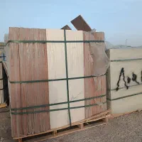 استخدام نیروی کار خانم