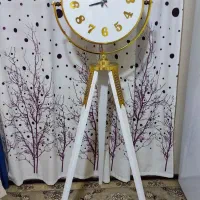 ساعت ایستاده