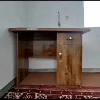 میز تحریر همراه با صندلی چرخدار کنفرانسی