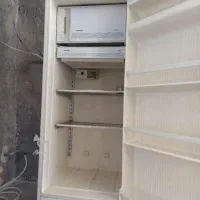 فروش یخچال قدیمی ارج با موتوری کاملا سالم و نو