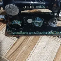 چرخ خیاطی قدیمی مارک juki سال 57خریداری شده