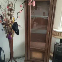 گنجه چوبی تمیز و سالم