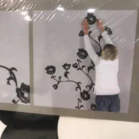 دکوراسیون دیواری با طرح گل خود چسب در دوطرح IKEA
