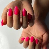 آموزش تخصصی کاشت ناخن از صفر تا ورود به بازار کار
