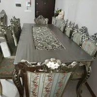 مبل ۹ نفره ودومیز ونهار خوری ۱۰ نفره وکنسول واینه