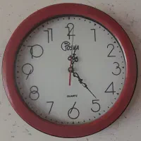 ساعت دیواری