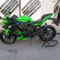 کاوازاکی نینجا چهار سیلندر zx25r .zx25rr ۱۴۰۳