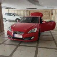جنسیس کوپه قرمز
