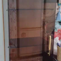 بوفه شیشه ای