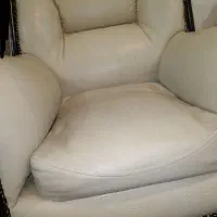 مبل چرمی کرم رنگ ۶ نفره