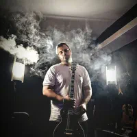 آموزش تخصصی گیتار الکتریک و گیتار پاپ