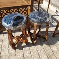 چهار پایه چوبی