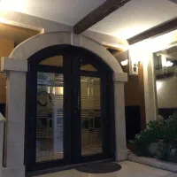 اپارتمان-185-متری-کاشانک-امیر