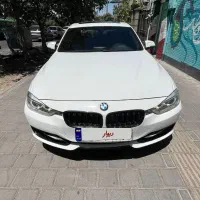 BMW320