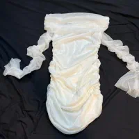 تعدادی لباس مجلسی