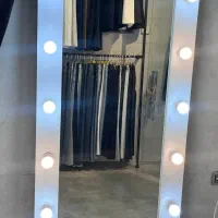 آینه قدی چراغدار