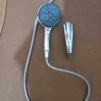 دوش حمام در حد نو و استند حمام نو
