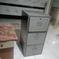 فایل فلزی3طبقه ومیز تک کشو چوبی با شیشه