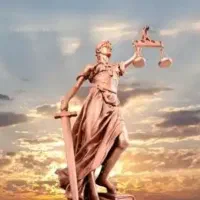 وکیل پایه یک دادگستری