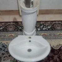 روشویی سرویس بهداشتی