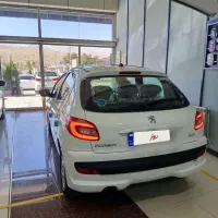 ۲۰۷دنده ای پانا سفید سقف شیشه ای صفر مدل 1405»