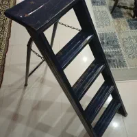 نردبان فلزی