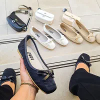 کیف و کفش و صندل و دمپایی و کتونی