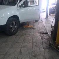 شاگرد صافکار مسلط به باز بست ماشین ها نیازمندم