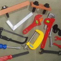 اسباب بازی آچار پیچ گوشتی و تلفن موزیکال