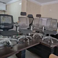 خرید و فروش میزوصندلی و مبلمان اداری  نو و دست دوم