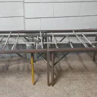 تخت آهنی
