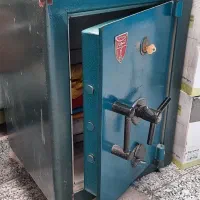 گاو صندوق