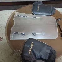 طلق موتور و دستکش
