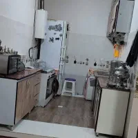 اشپز و نظافته منزل پاره وقت خانم جوان