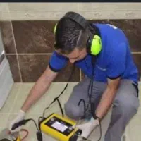 تشخیص ترکیدگی لوله با دستگاه نشت یاب