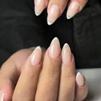 کاشت ناخن کاشت مژه میکاپ عروس تتو شینیون بافت