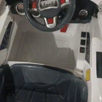 ماشین شارژی  سفید در حدنو می باشد