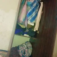 کمد تمیز قهوه ای تک