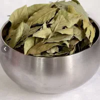 برگ بو|خوردنی و آشامیدنی|شاهین‌شهر, خانه کارگر|دیوار