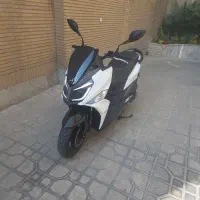 j200