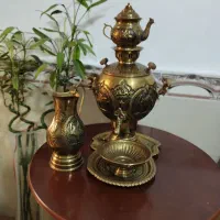 سماور زغالی و ظروف برنجی در حد نو فروش فوری