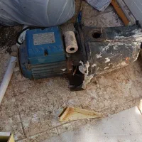 پمپ یک اسب فروشی