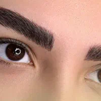 انجام میکروبلیدینگ تخصصی ابرو