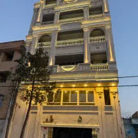 عمارت مجلل رامبد ۱۵ درشاخه اصلی۲ پارکینگ لاکچری